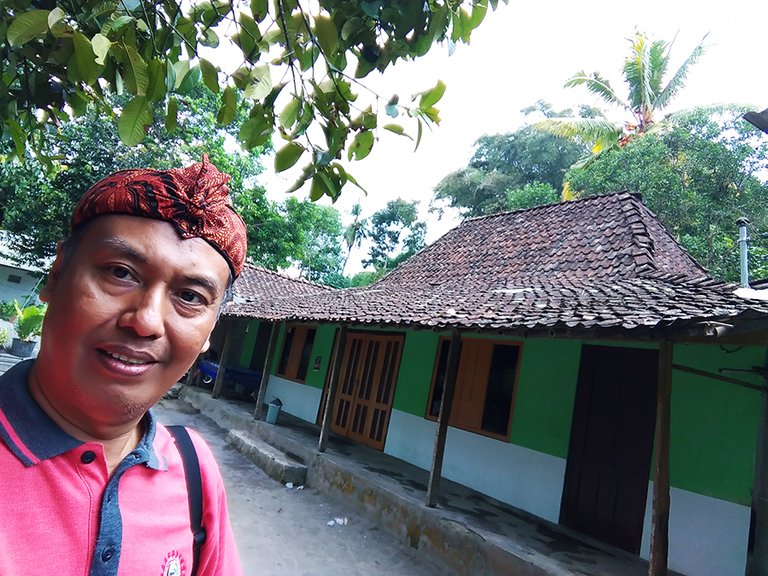 010 Objek wisata Rumah joglo - Penting Sari.jpg