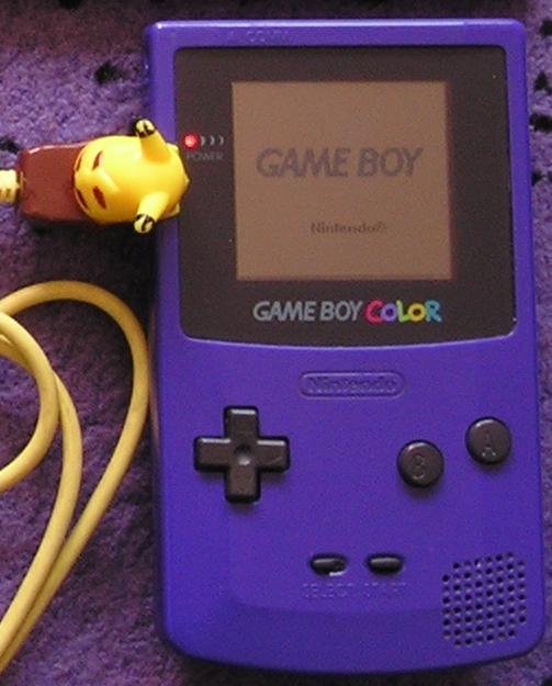 Gbc_pikachulink_plugged_by_zeartul.jpg