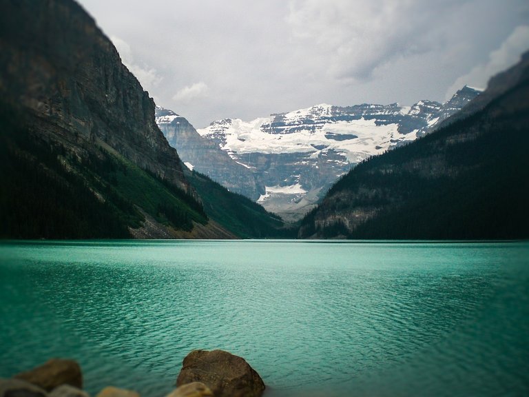 lake-louise-2078089_1280.jpg