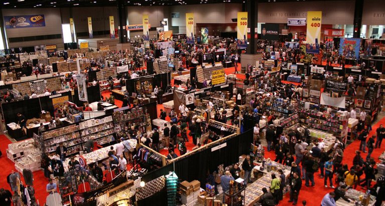 c2e2-show-floor-2011_1024x1024.jpg