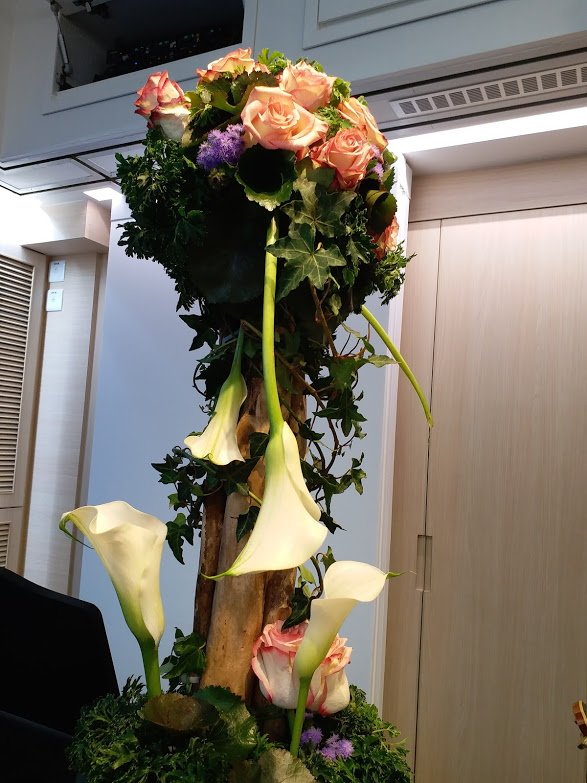 flowerarrangement.JPG