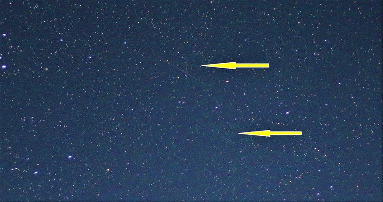 perseid meteor4 cropped 2.jpg