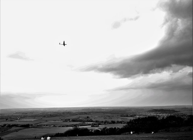 glider over landscape2.jpg