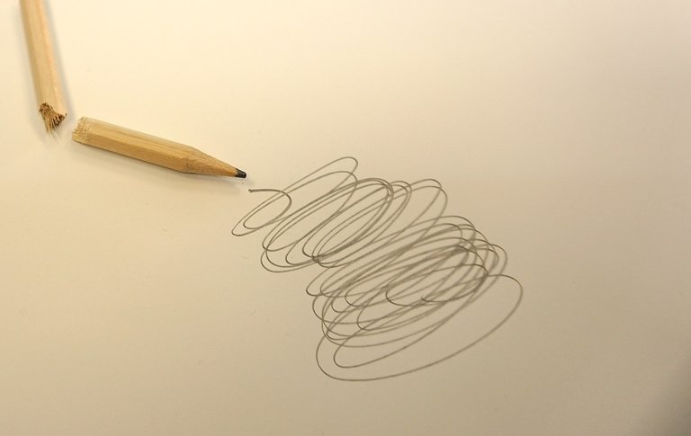 pencil-1758275_1280.jpg