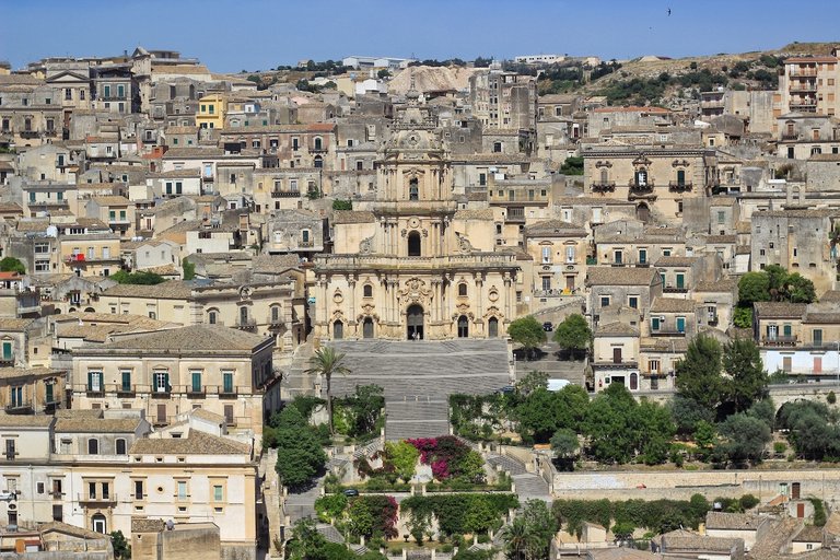 modica_piazzetta_bel_vedere.jpg