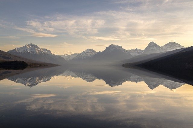 lake-mcdonald-1583738_640.jpg