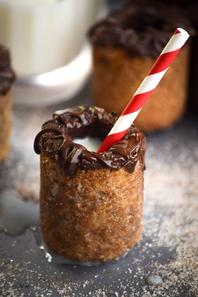 Chocolate Coated Snickerdoodle Milk & Cookie Shots.jpg