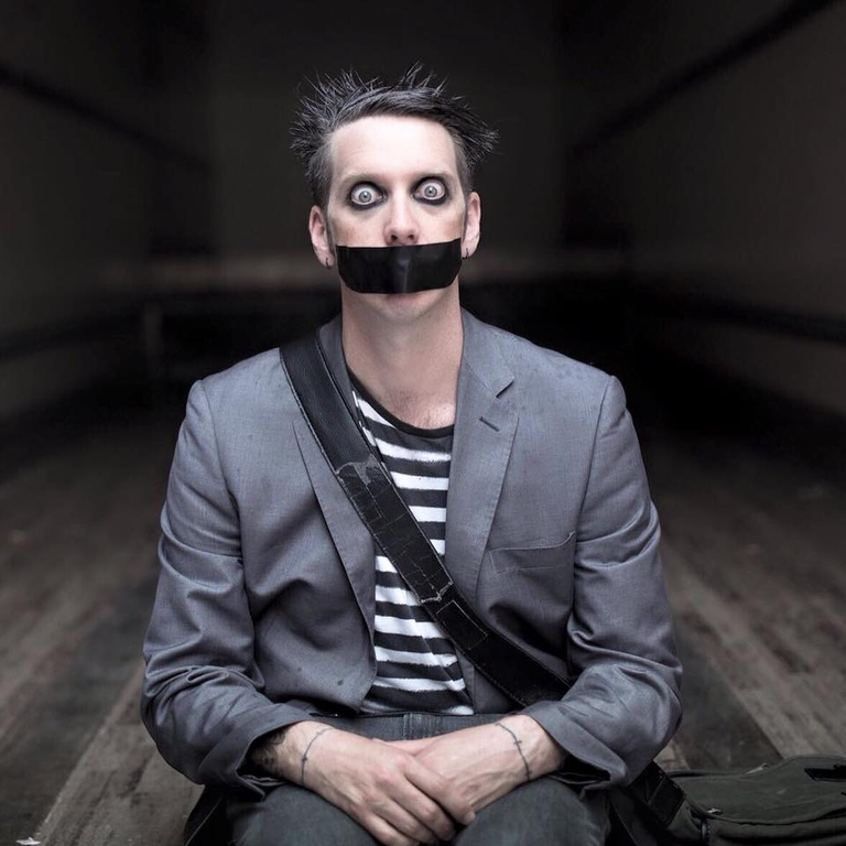 Sam Wills aka TapeFace - source: https://imgur.com/gallery/EGysT