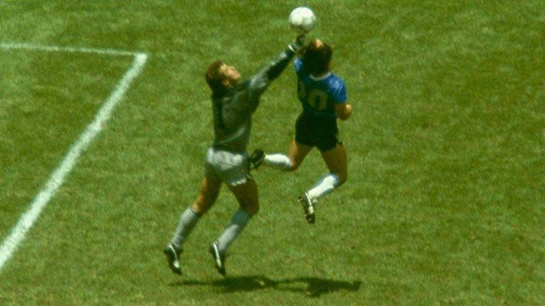 diego-maradona-hand.jpg