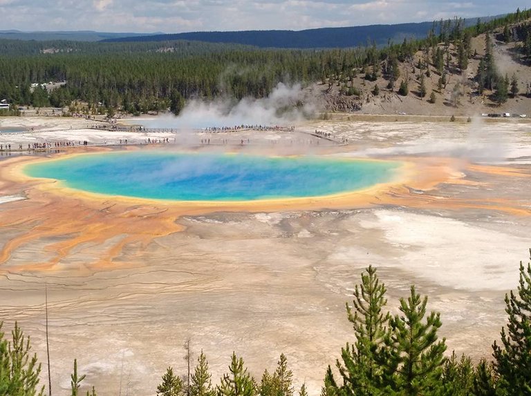 Grand Prismatic Spring.,.jpg