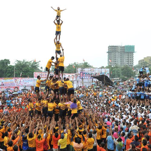 260127-dahi-handi.jpg