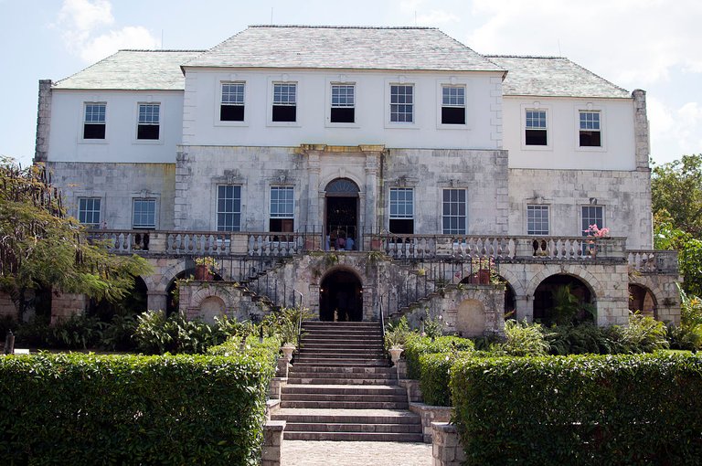 1200px-Rose_Hall_Jamaica_Photo_D_Ramey_Logan.jpg