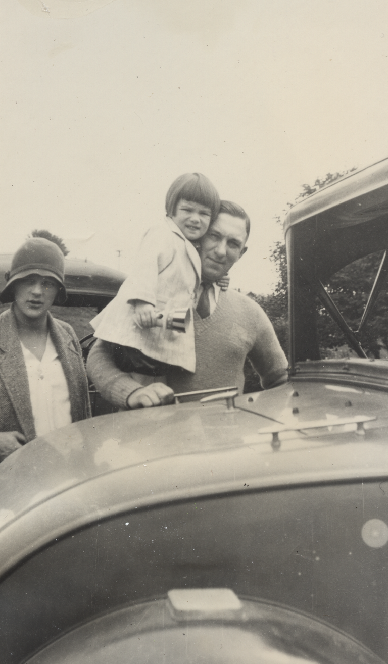 1930  Irene Dwana Pickett Parents Car.png