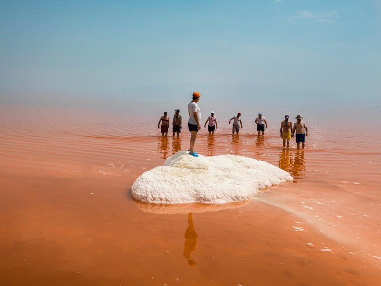 02_lake_urmia_iran.ngsversion.1521579518089.adapt.1190.1.jpg