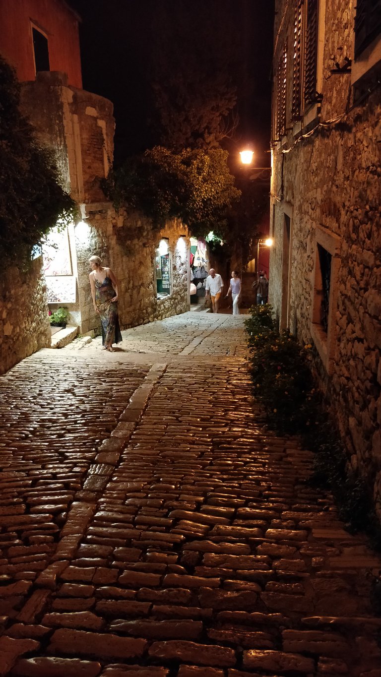 rovinj street 2.jpg