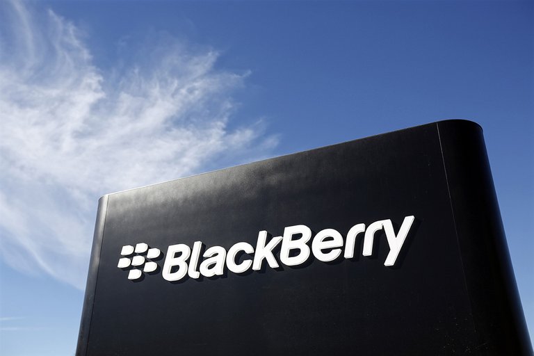 BlackBerry-Sign-2.jpg