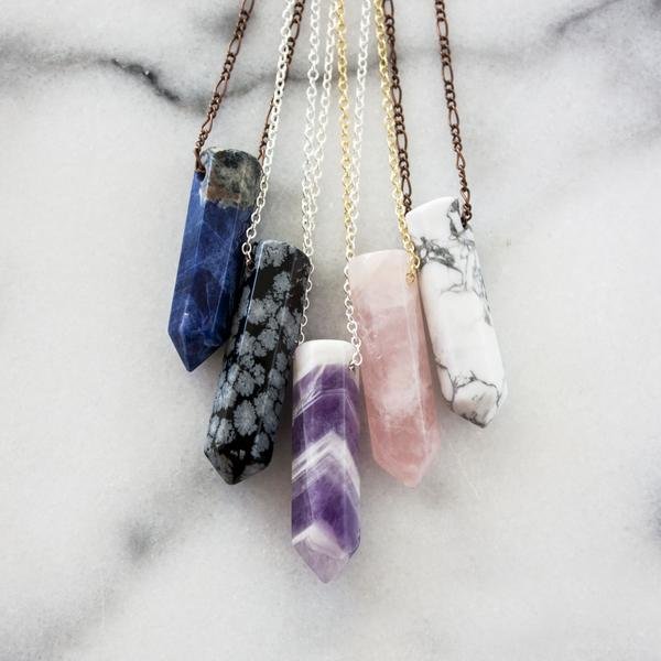 point-crystal-necklaces_grande.jpg