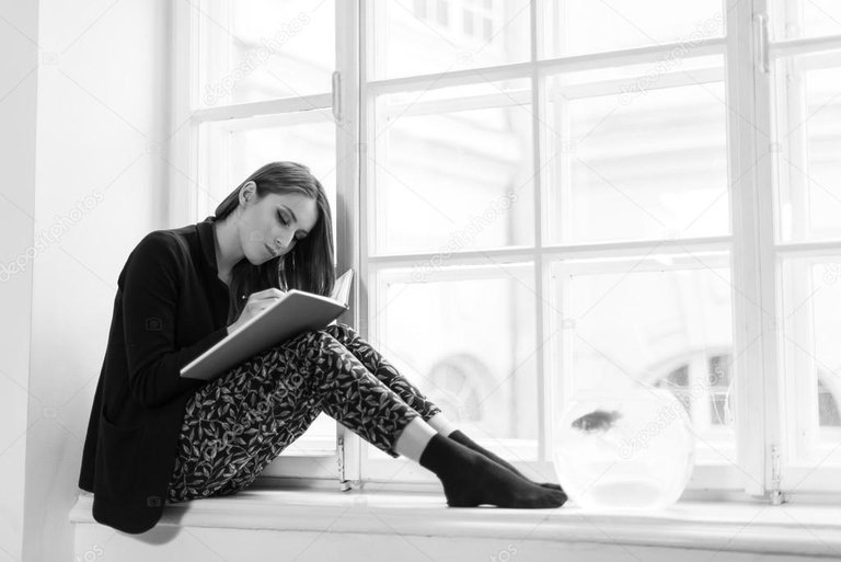 depositphotos_104037492-stock-photo-beautiful-stylish-young-girl-reading.jpg