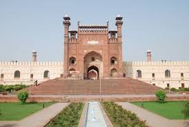 badshi masjid.jpg