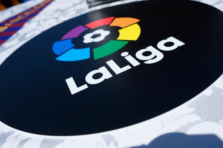 LaLiga-Hosts-Roofop-Viewing-Party-Of-El-Clasico-Real-Madrid-CF-vs-FC-Barcelona-1510659773-1024x683.jpg