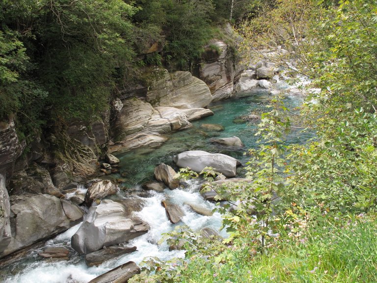 MountainStream2camera download 897.JPG