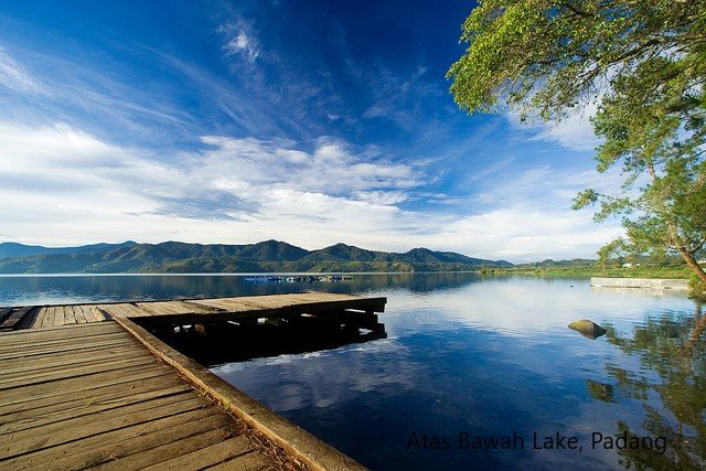 danau atas bawah.jpg