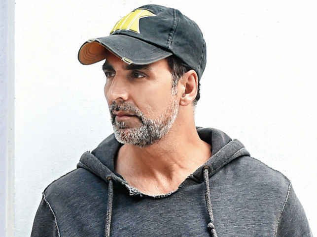 akshay-kumar-may-become-the-new-face-of-governments-road-safety-campaign.jpg