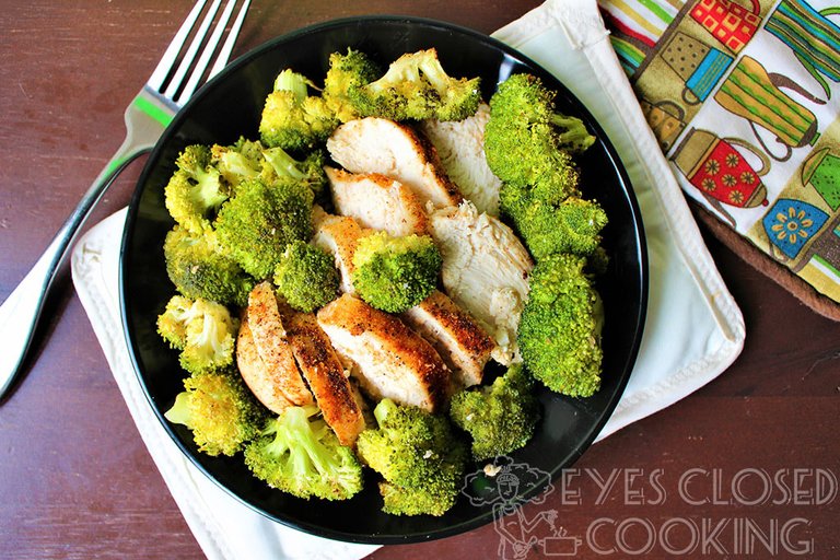 EyesClosedCooking-BakedChickenBroccoli---04.jpg