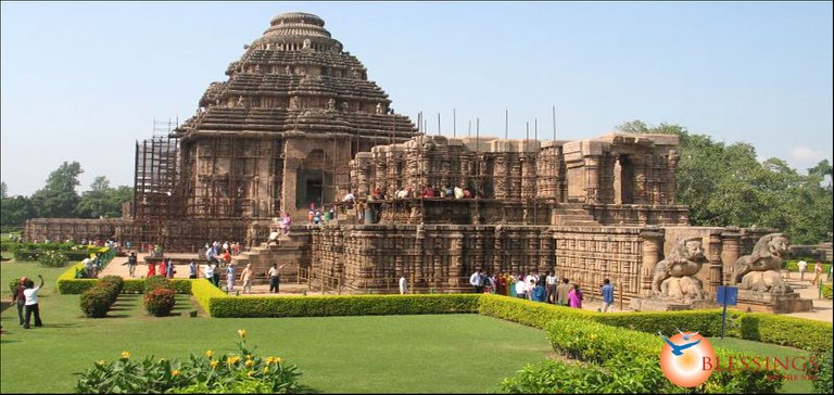 KONARK TEMPLE.jpg