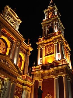 240px-Salta_-_Convento_de_San_Francisco_-_Nocturno.jpg