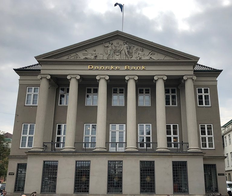 1024px-Danske_Bank_Copenhagen_2018.jpg