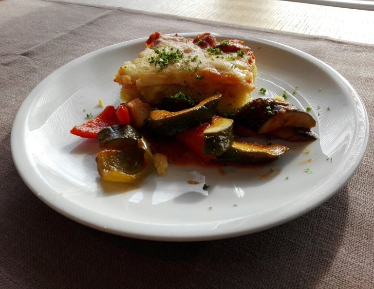 Polenta überbacken mit Gemüse.jfif