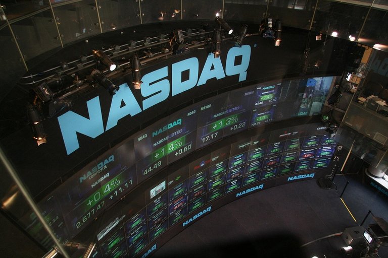 Nasdaq.jpg