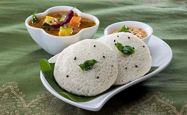 idlis-pixabay-650_650x400_71522396986.jpg