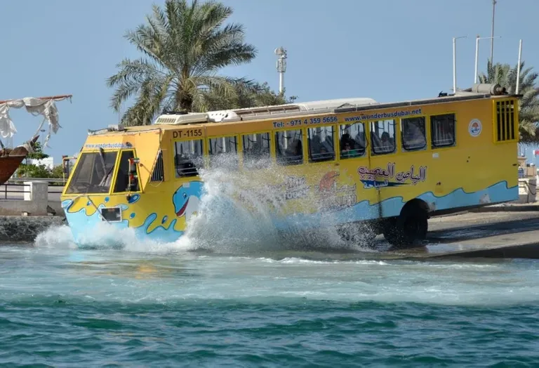 11_22_111998000amazing water bus in dubai 2-ll.jpg