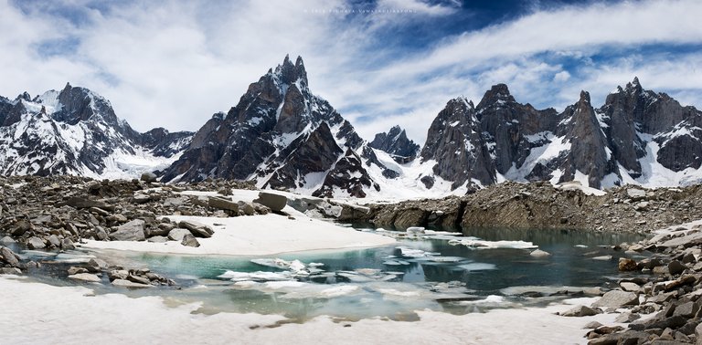 Biafo Glacier.jpg