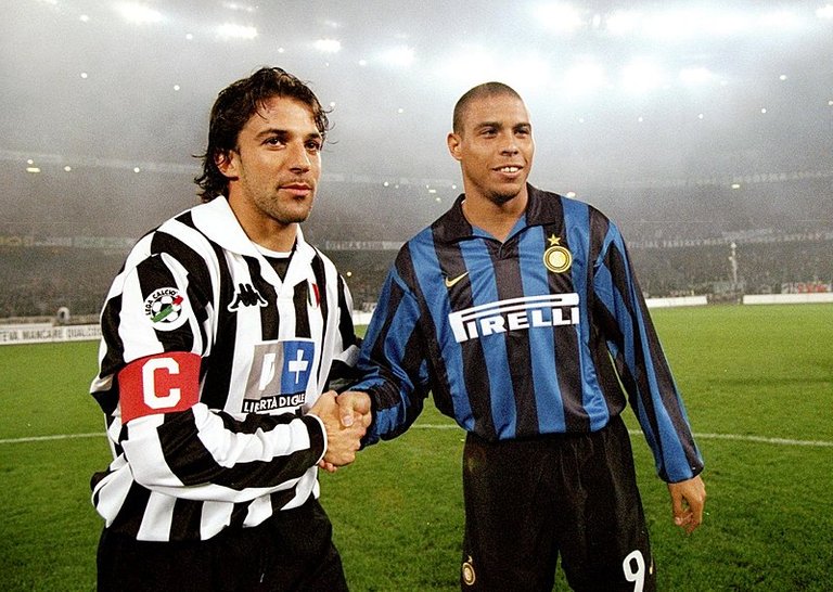 Juventus_vs_Inter_-_Alex_Del_Piero_e_Ronaldo.jpg