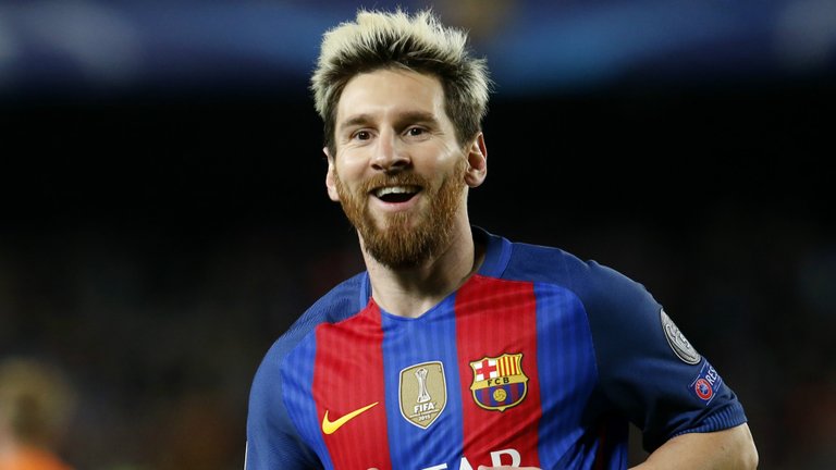 Lionel-Messi-FIFA-Player-of-the-Year-2.jpg