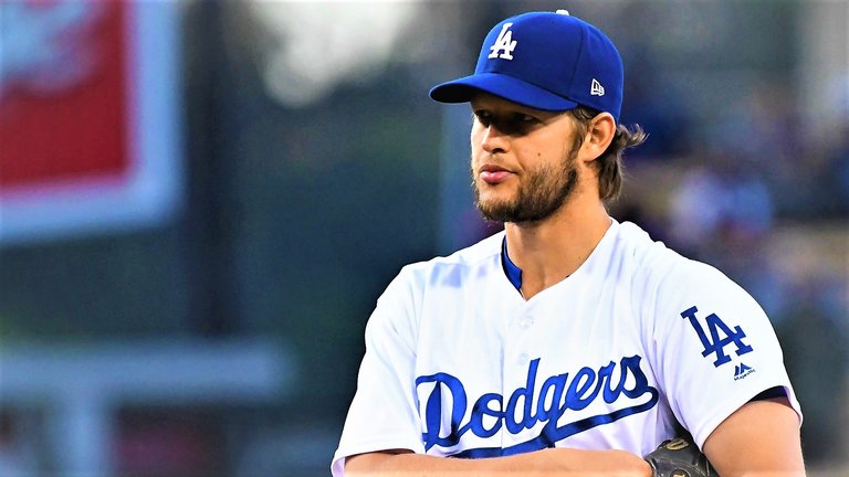 clayton-kershaw-42017-usnews-getty-ftr_iah4ntile1yn1uxi3jtc7r3ft.jpg