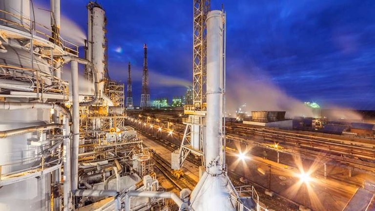 Chemical-Plant-Production-shutterstock_355435700--photograph_848w477h.jpg