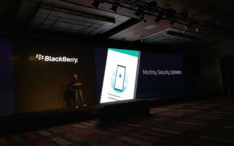 blackberry-live8.jpg