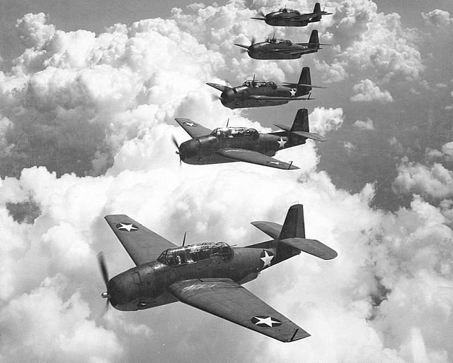 TBF_(Avengers)_flying_in_formation.jpg