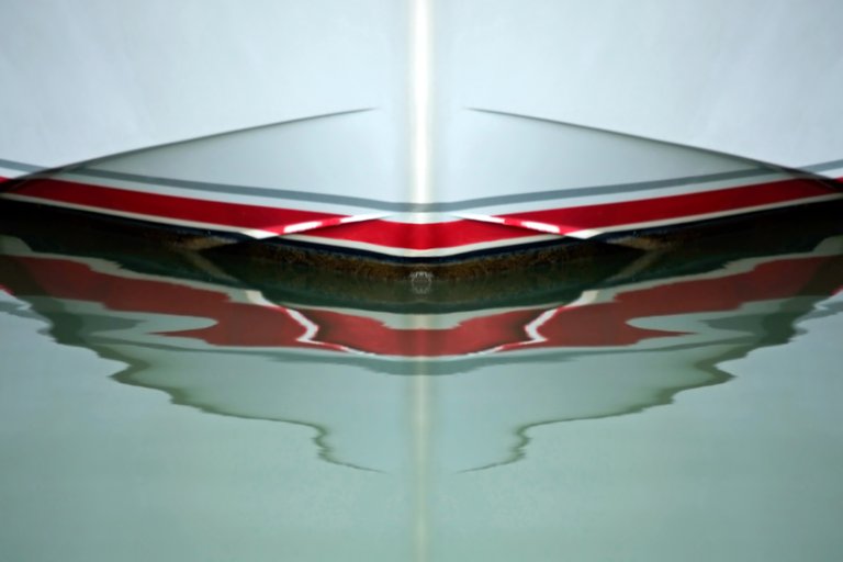 2006-06-17 Boat - Mirror.jpg