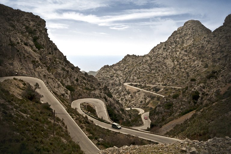 winding-road---serra-de-tramuntana_5577379180_o (FILEminimizer).jpg