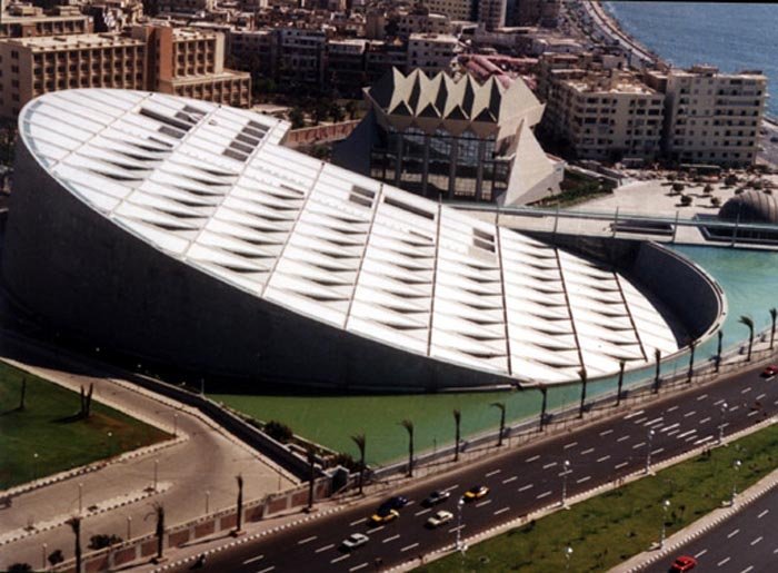 21-33-Worlds-Top-Strangest-Buildings-Bibliotheca-Alexandrina.jpg