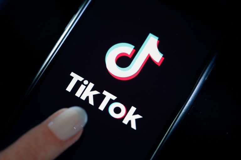 tiktok-1.jpg