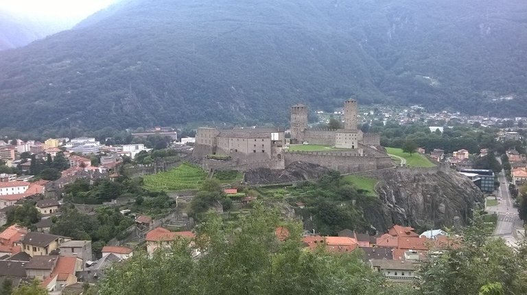 bellinzona 2.jpg