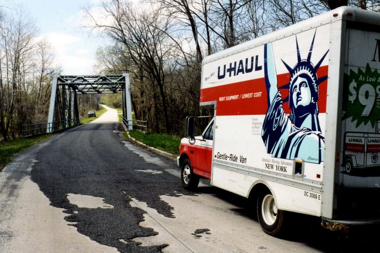 Uhaul.jpg