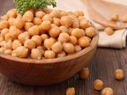 bowl-of-chickpeas.jpg