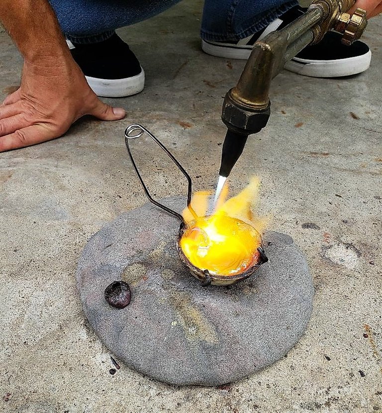 woodpour101.jpg